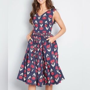 Modcloth Fabulous Fit and Flare V neck dress